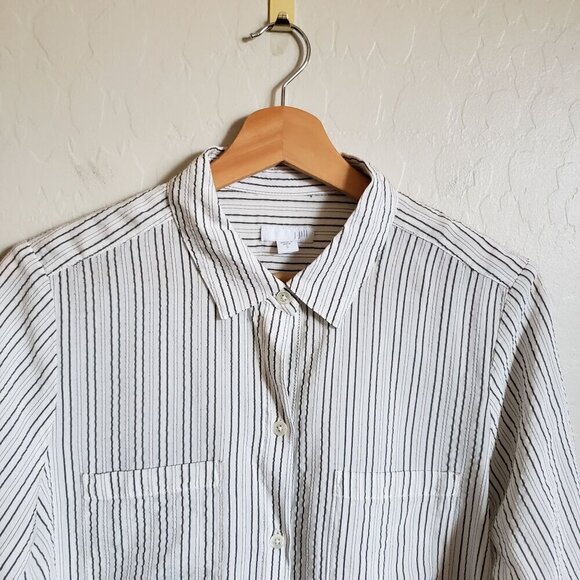 J.Jill Striped Textured Long Sleeve Top Button Up Side Slits Cream/Black Size S - Picture 3 of 11